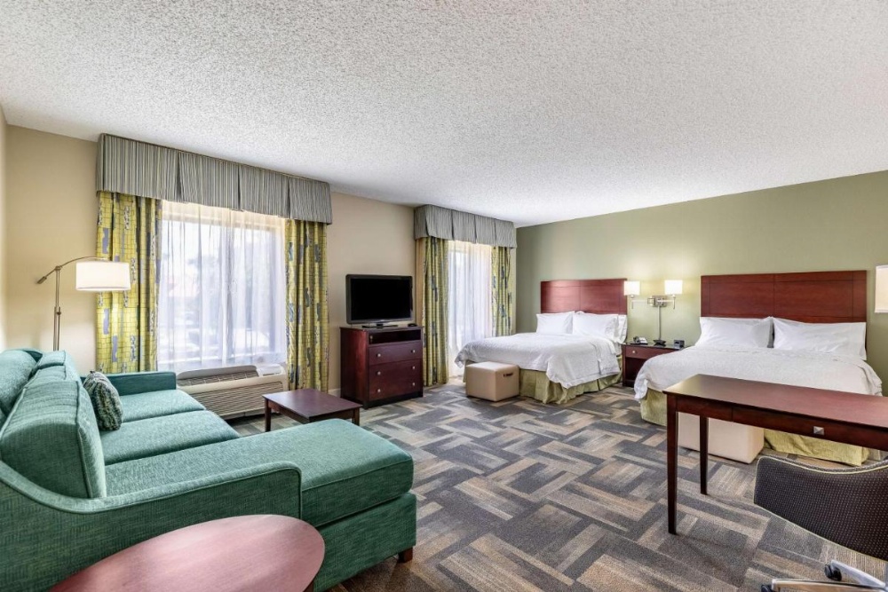 Room image 2