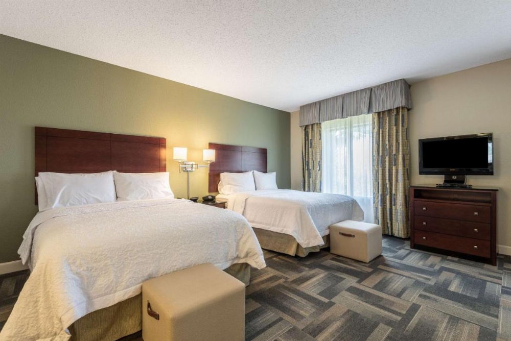 Room image 3